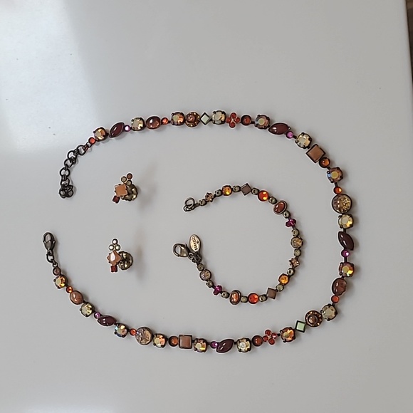 Sorelli 4 piece set - Picture 1 of 5